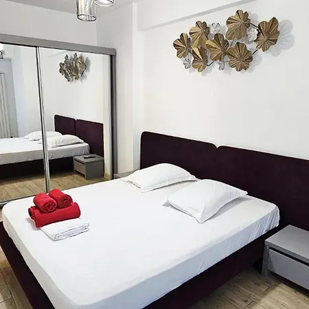 Infinity Pool & - Luxury Private Parking * Năvodari